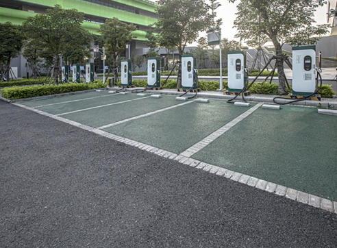 It is Estimated by the National Development and Reform Commission that RMB 10 billion will be Invested for Construction of Charging Infrastructure This Year.